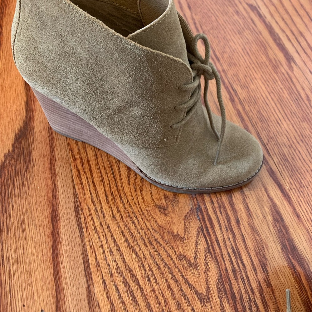 Suede Wedges Lucky Brand Euc View 4